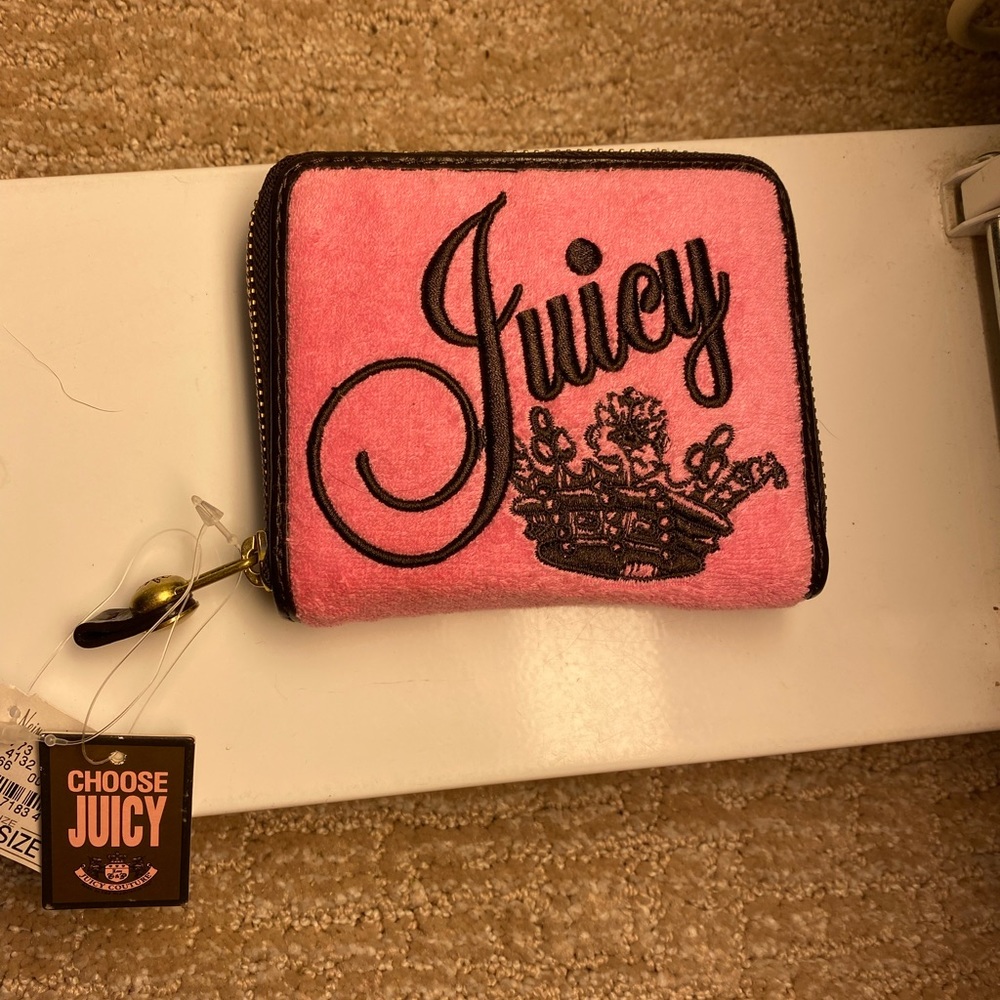 Vintage Juicy Couture Terry Cloth Zipper Wallet